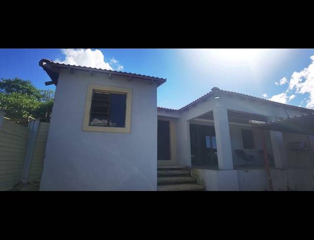 4 BEDROOM FREEHOLD FOR SALE IN HOWICK CENTRAL